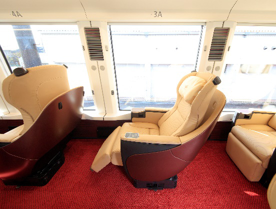 プレミアム車両