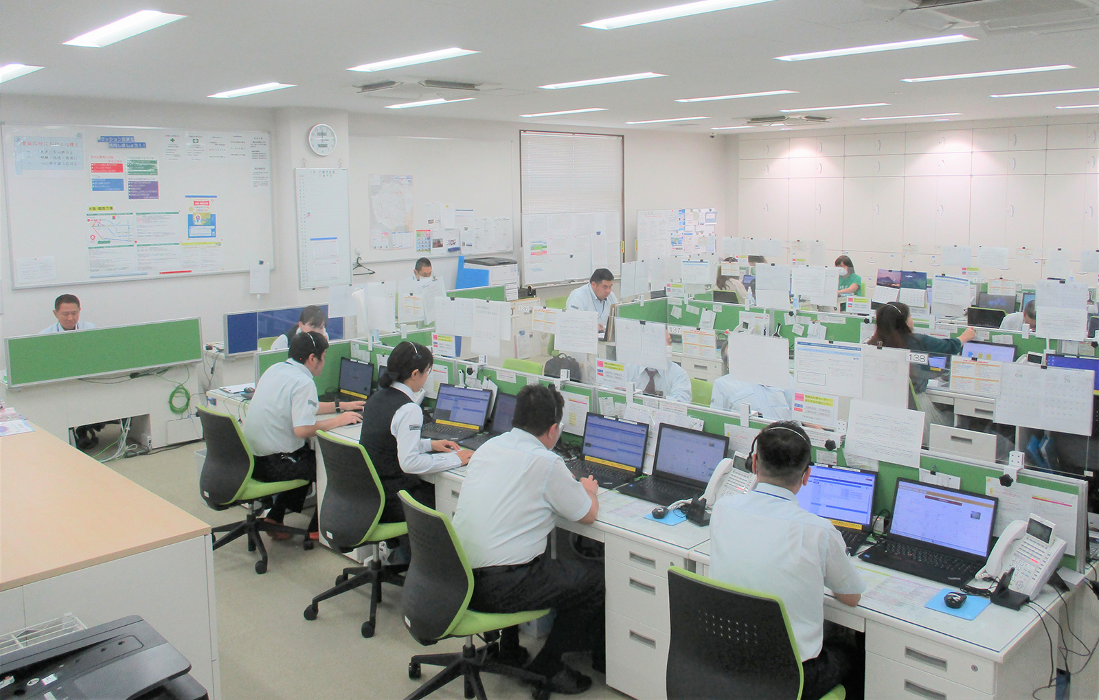 近鉄電車テレフォンセンター