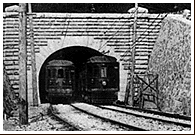 開業当時の生駒トンネル