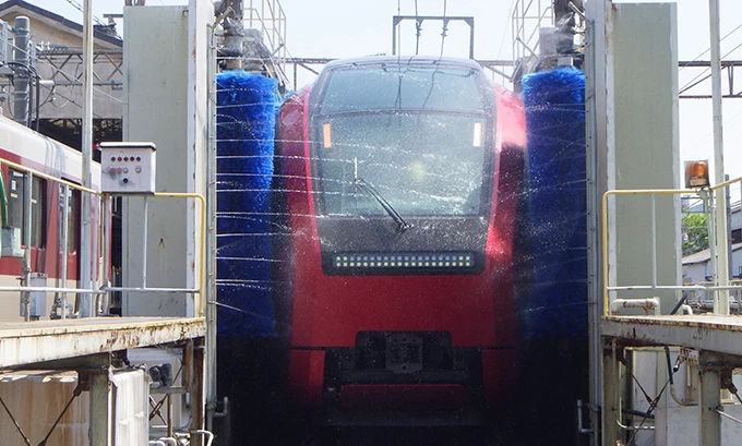 車体洗浄機